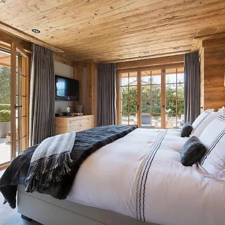 Contact Us At What App - 0041-798-079-427 To Book!! - Beautiful Chalet In With 7 Bedrooms