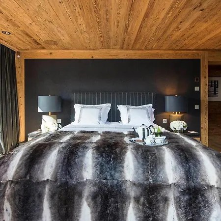Contact Us At What App - 0041-798-079-427 To Book!! - Beautiful Chalet In With 7 Bedrooms Villa *
